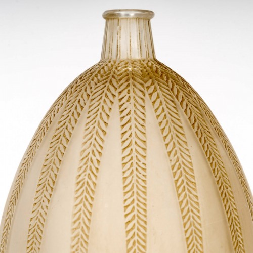 Verrerie, Cristallerie  - 1921 René Lalique - Vase Mimosa Patiné Sépia