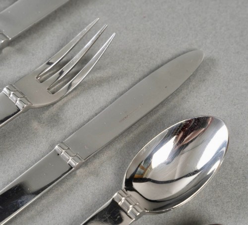 Hermès Paris - Ménagère Art Deco Moderniste Charnière Inox - 91 Pièces - Art Déco