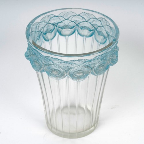 XXe siècle - 1933 René Lalique - Vase Boutons d'Or