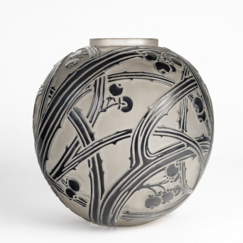 XXe siècle - 1924 René Lalique - Vase Baies