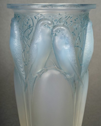 Glass & Crystal  - 1924 René Lalique - Vase Ceylan
