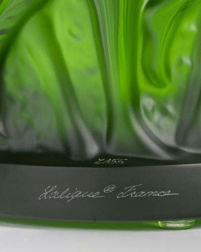 Art Déco - Lalique France - Vase Bacchantes Green Amazone Crystal 