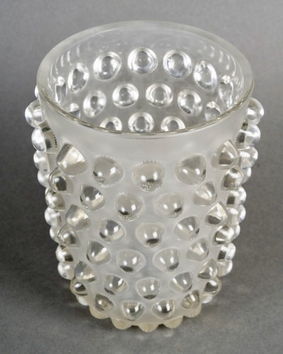 1933 René Lalique - Art Deco Vase Mossi  - Glass & Crystal Style Art Déco