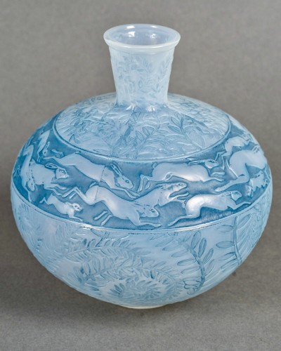 1923 René Lalique - Vase Lievres Hares Rabbits - 