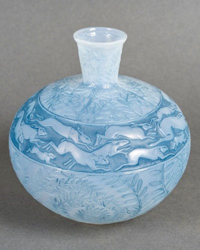 20th century - 1923 René Lalique - Vase Lievres Hares Rabbits