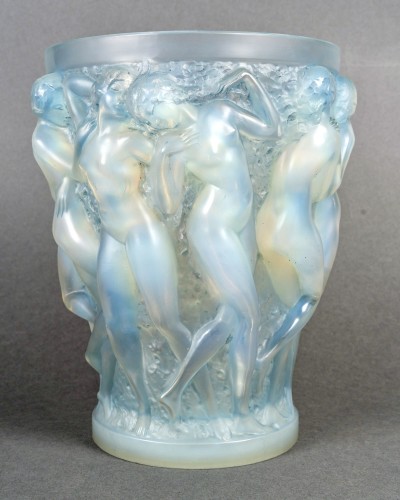 Glass & Crystal  - 1927 René Lalique - Vase Bacchantes