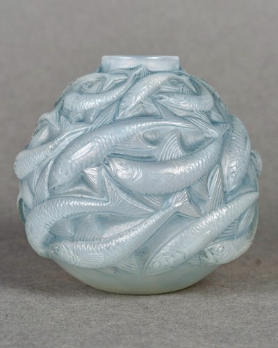 1927 René Lalique - Vase Oleron With Blue Patina - Glass & Crystal Style Art Déco