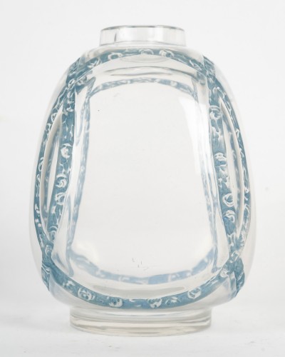 Glass & Crystal  - 1914 René Lalique - Vase Guirlandes de Roses