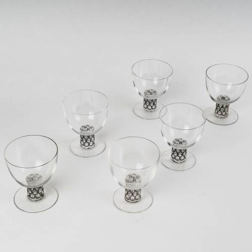 1926 René Lalique - Suite de 6 verres à eau Saint Nabor - Argenterie et Arts de la table Style Art Déco