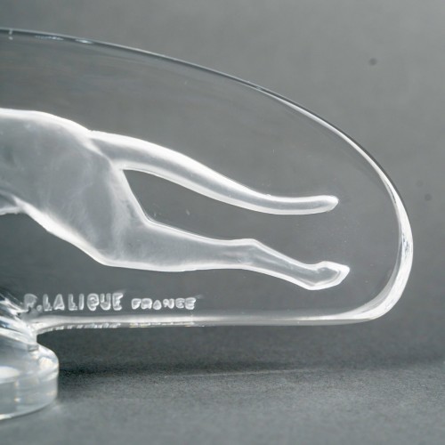 20th century - 1928 René Lalique - Car Mascot Levrier Greyhound