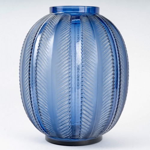 1932 René Lalique - Vase Biskra Navy - Glass & Crystal Style Art Déco
