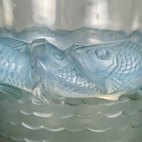 Glass & Crystal  - 1930 René Lalique - Vase Piriac