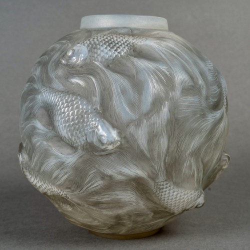 Glass & Crystal  - 1924 René Lalique - Vase Formose