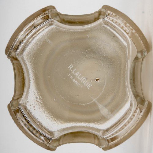 Antiquités - 1942 René Lalique - Perfume Bottle Helene
