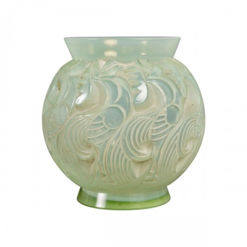 1931 René Lalique - Vase Le Mans