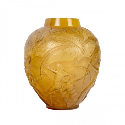 1921 René Lalique - Vase Archers
