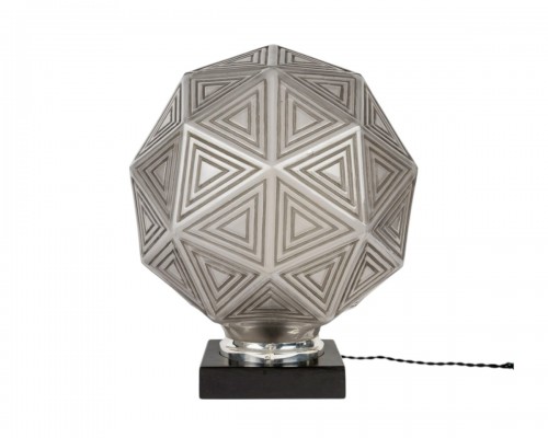 1925 René Lalique - Art Deco Table Lamp Nanking Verre Blanc Patiné Gris
