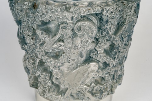 20th century - 1938 René Lalique - Vase Bacchus