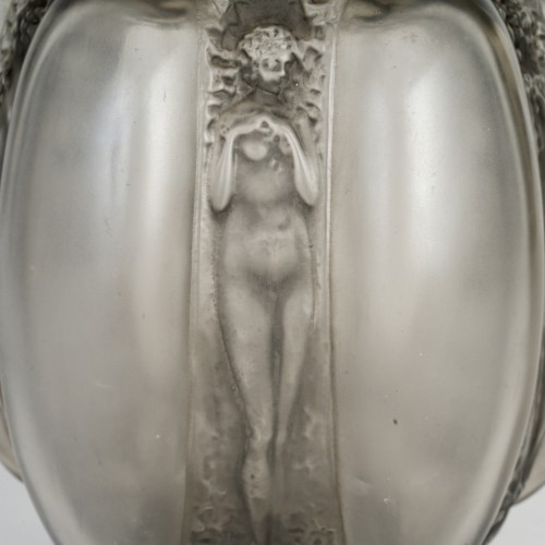 Art Déco - 1912 René Lalique - Vase Six Figurines Et Masques