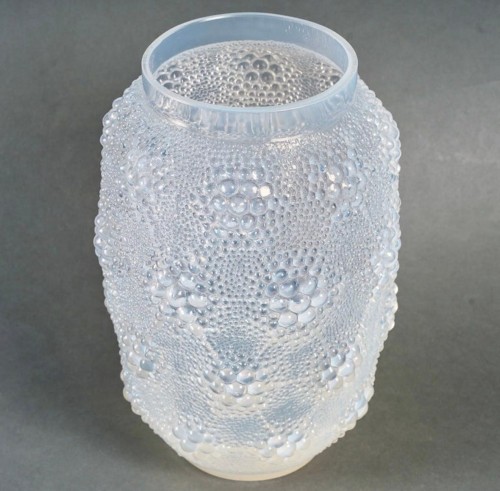 Glass & Crystal  - 1932 René Lalique - Pair Of Art Deco Vases Davos