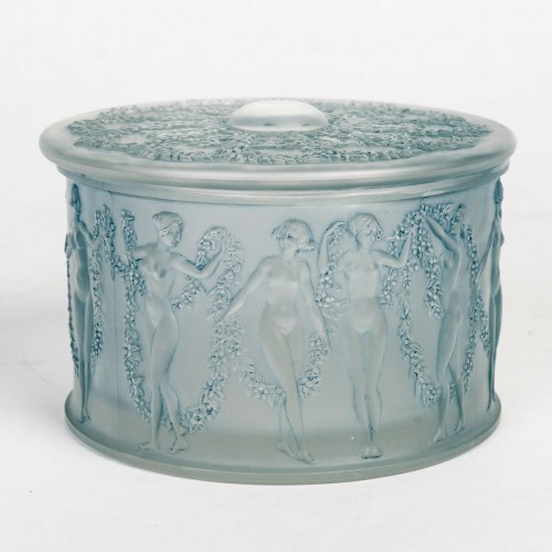 Glass & Crystal  - 1929 René Lalique - Box Figurines Et Guirlandes 