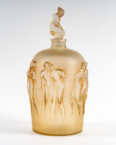 Glass & Crystal  - 1920 René Lalique Vase Twelve Figurines With Stopper