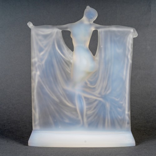 Glass & Crystal  - 1925 René Lalique - Statuette Suzanne