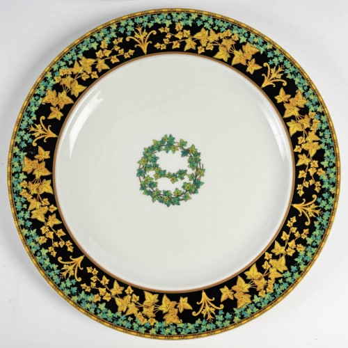 Argenterie et Arts de la table  - Versace - Service de table assiettes et plats lierre d'or
