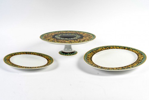 Antiquités - Versace - Service de table assiettes et plats lierre d'or