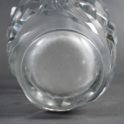 XXe siècle - 1950 Marc Lalique - Vase Surcouf Cristal Blanc