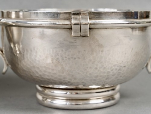 Jean Desprès Pair Of Art Deco Modernist Bowls Hammered Silver Plated Metal - Art Déco