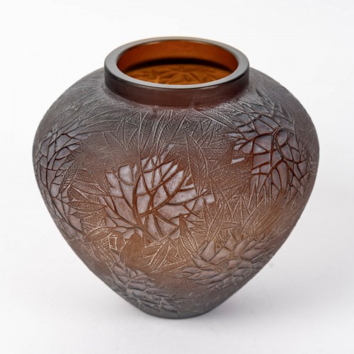 Glass & Crystal  - 1923 René Lalique - Vase Esterel 