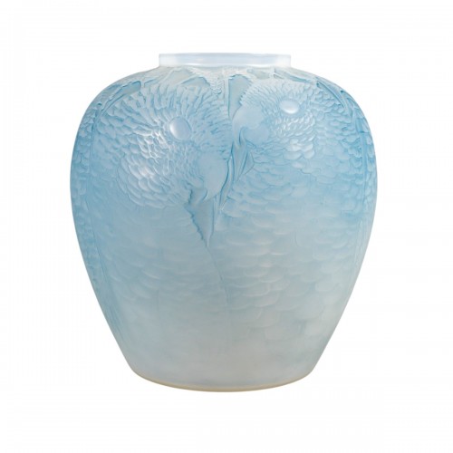 1927 René Lalique - Vase Alicante Triple Cased Opalescent Glass Blue Patina