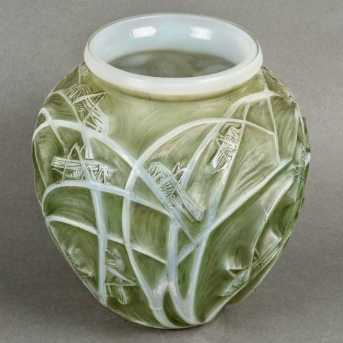 1912 René Lalique - Vase Sauterelles - Glass & Crystal Style Art nouveau