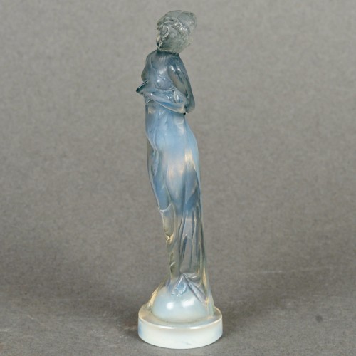 Glass & Crystal  - 1912 René Lalique - Statuette Moyenne Voilee