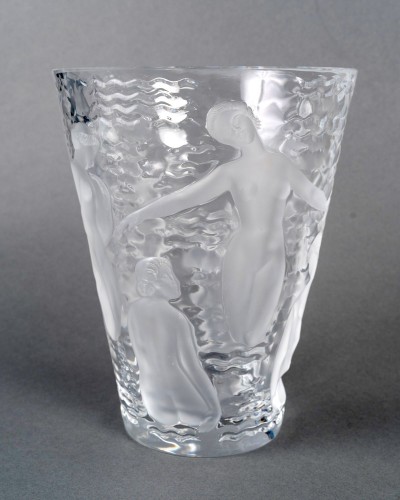 20th century - Lalique France - Vase Ondines 