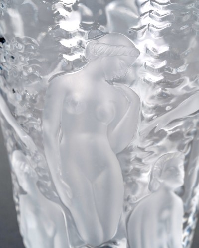  - Lalique France - Vase Ondines 