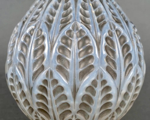 20th century - 1927 René Lalique - Vase Malesherbes