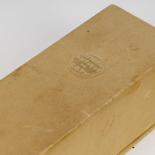 20th century - 1910 René Lalique Perfume Bottle Amber Antique For Coty