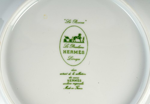 Hermès - 12 Assiettes à Dîner et 12 Assiettes à Dessert Pivoines en porcelaine - 