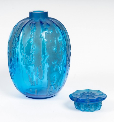 Glass & Crystal  - 1912 René Lalique - Vase Fontaines