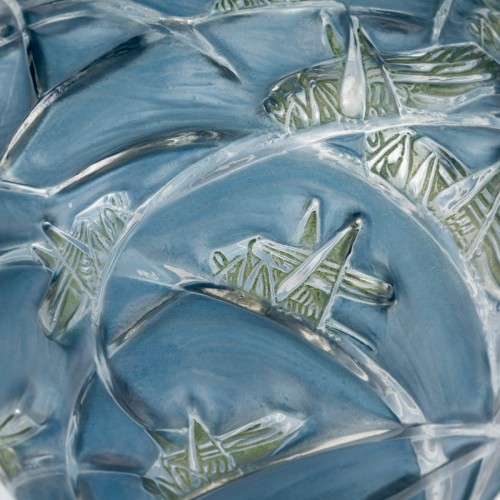 20th century - 1912 René Lalique - Vase Sauterelles Grasshopper With Blue And Green 