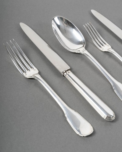Jean E. Puiforcat - 42 Pieces Cutlery Flatware Set Noailles Sterling Silve - silverware & tableware Style 