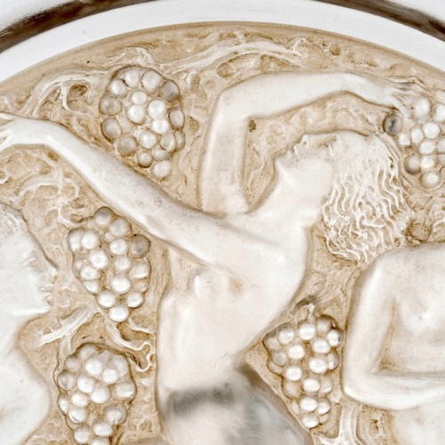 XXe siècle - 1943 René Lalique - Plat Côte d'Or