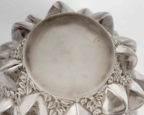 XXe siècle - 1927 René Lalique - Vase Rampillon