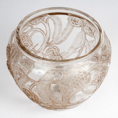 Verrerie, Cristallerie  - 1923 René Lalique - Vase Néfliers