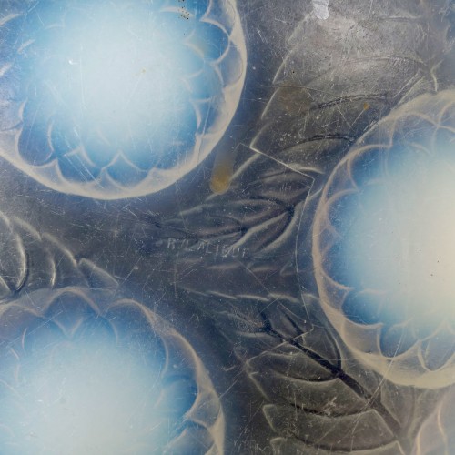 Art Déco - 1921 René Lalique - Lampe Dahlias verre opalescent et bronze nickelé
