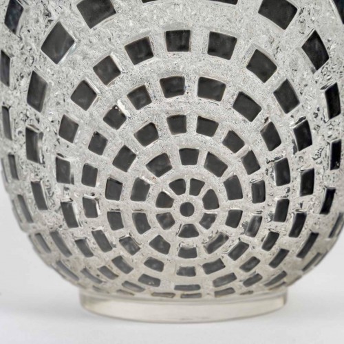 1935 René Lalique - Art Deco Vase Damiers - Art Déco