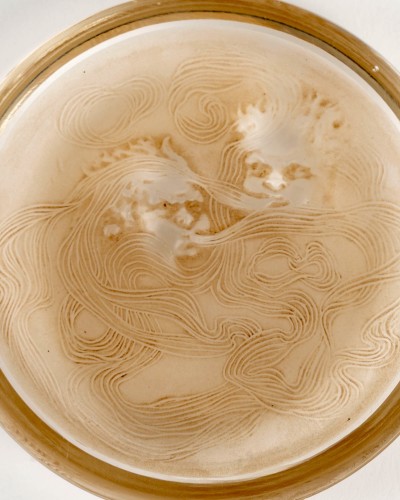 Glass & Crystal  - 1913 René Lalique - Ashtray Deux Zephyrs