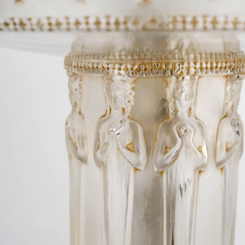 20th century - 1920 René Lalique - Lamp Caryatids